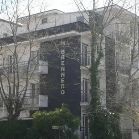 Brennero فندق
